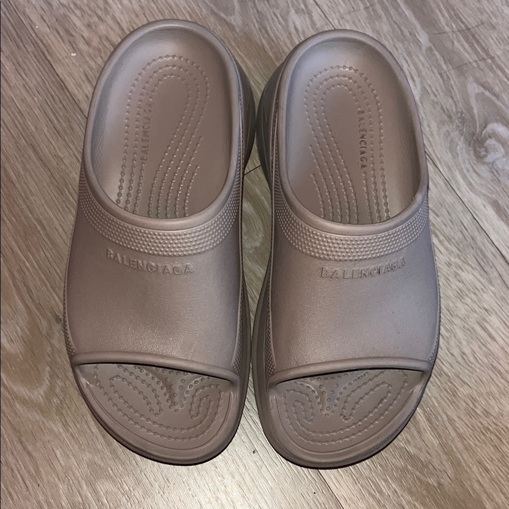 Balenciaga Beige Slide Sandals
